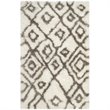 Safavieh Toronto Shag 4' X 6' Hand Tufted Rug in Ivory and Light Gray