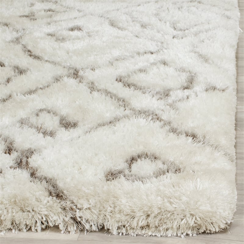 Safavieh Toronto Shag 5' X 8' Hand Tufted Rug in Ivory and Light Gray