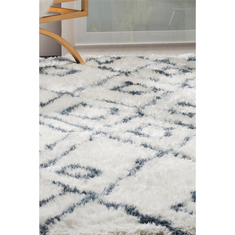 Safavieh Toronto Shag 8' X 10' Hand Tufted Rug in Ivory and Beige