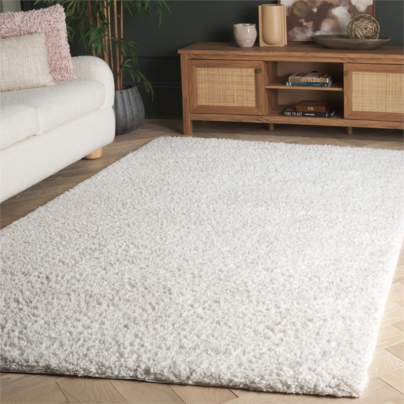 Safavieh Sheep Shag 5' X 8' Hand Tufted Rug in Ivory
