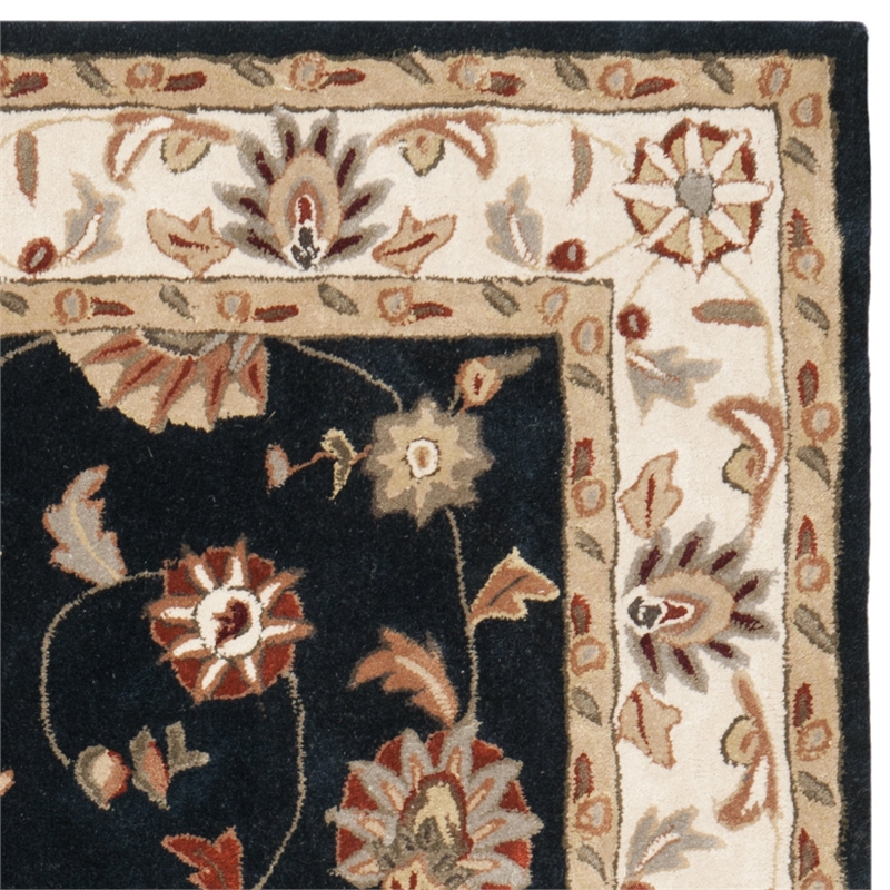 Safavieh Total Performance 6' X 9' Hand Hooked Rug in Navy and Ivory