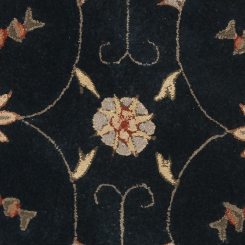 Safavieh Total Performance 6' x 6' Round Hand Hooked Rug in Navy/Ivory