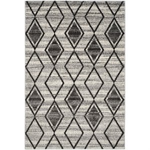 Safavieh Tunisia 5' 1&quot X 7' 6&quot Rug in Gray and Black