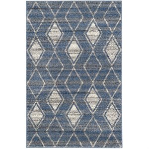 Safavieh Tunisia 4' X 6' Rug in Light Blue and Cream
