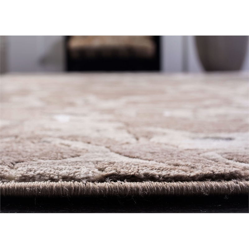 Safavieh Vogue 8' X 10' Rug in Taupe