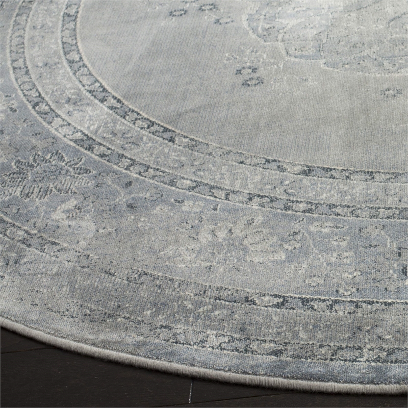Safavieh Vintage 6' X 6' Round Rug in Light Blue and Light Gray