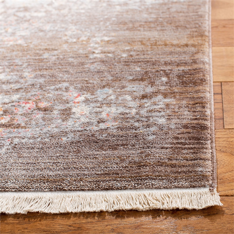 Safavieh Vintage 3' X 5' Rug in Brown