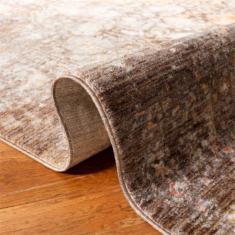 Safavieh Vintage 3' X 5' Rug in Brown