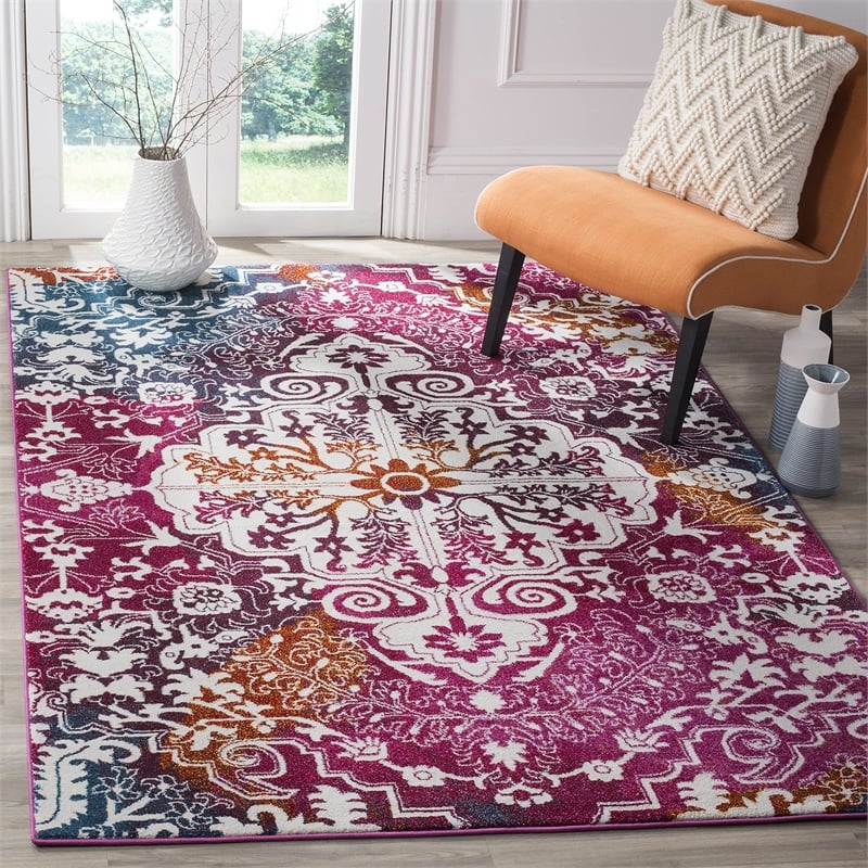 Safavieh Watercolor 4' X 6' Rug in Ivory and Fuchsia