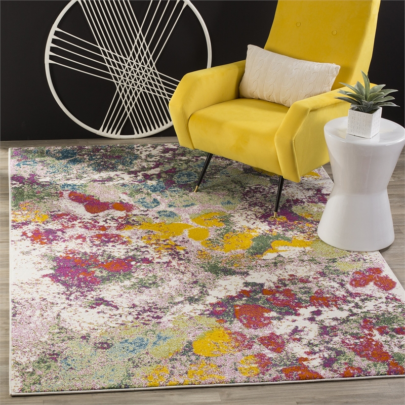 Safavieh Watercolor 4' X 6' Rug in Light Green and Rose