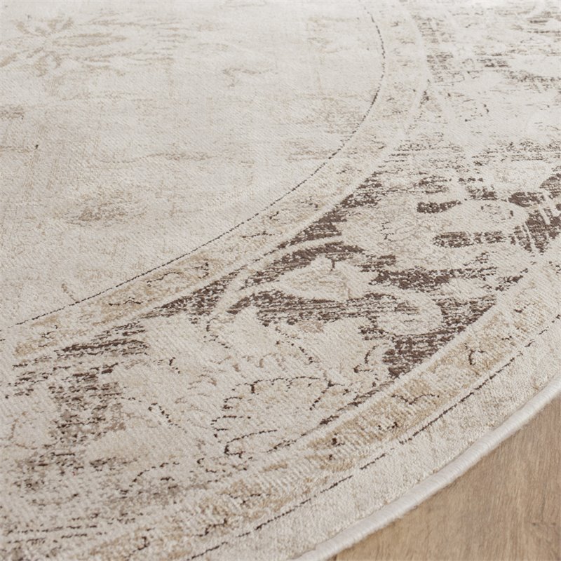 Safavieh Vintage 8' Round Rug in Ivory and Black