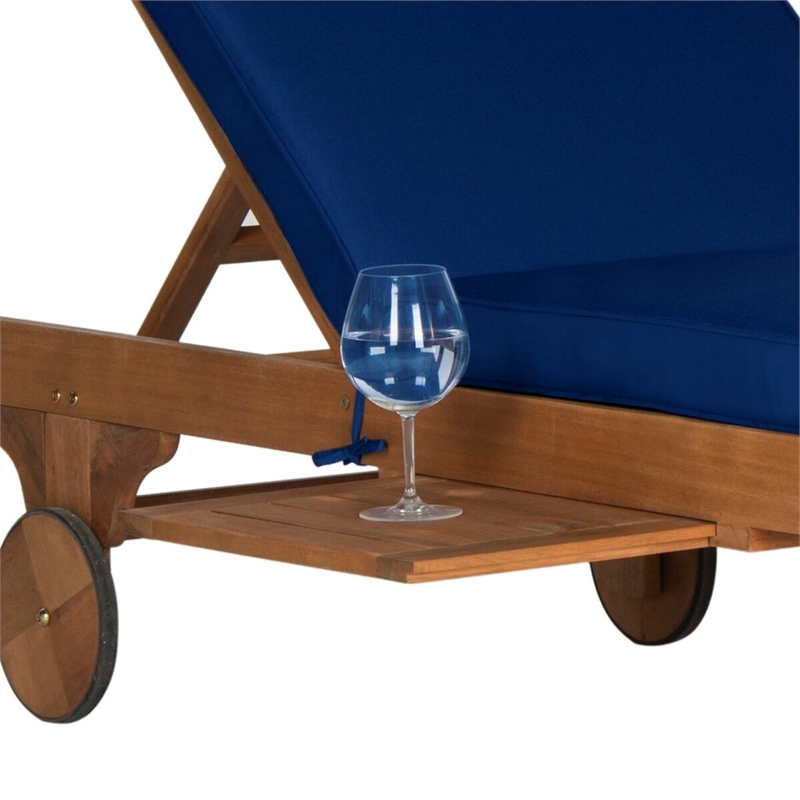 Safavieh Newport Chaise Lounge Chair With Side Table in Natural / Navy