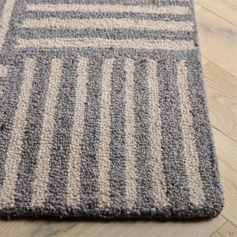 Safavieh Abstract 6' x 9' Hand Tufted Wool Rug in Ivory and Dark Gray