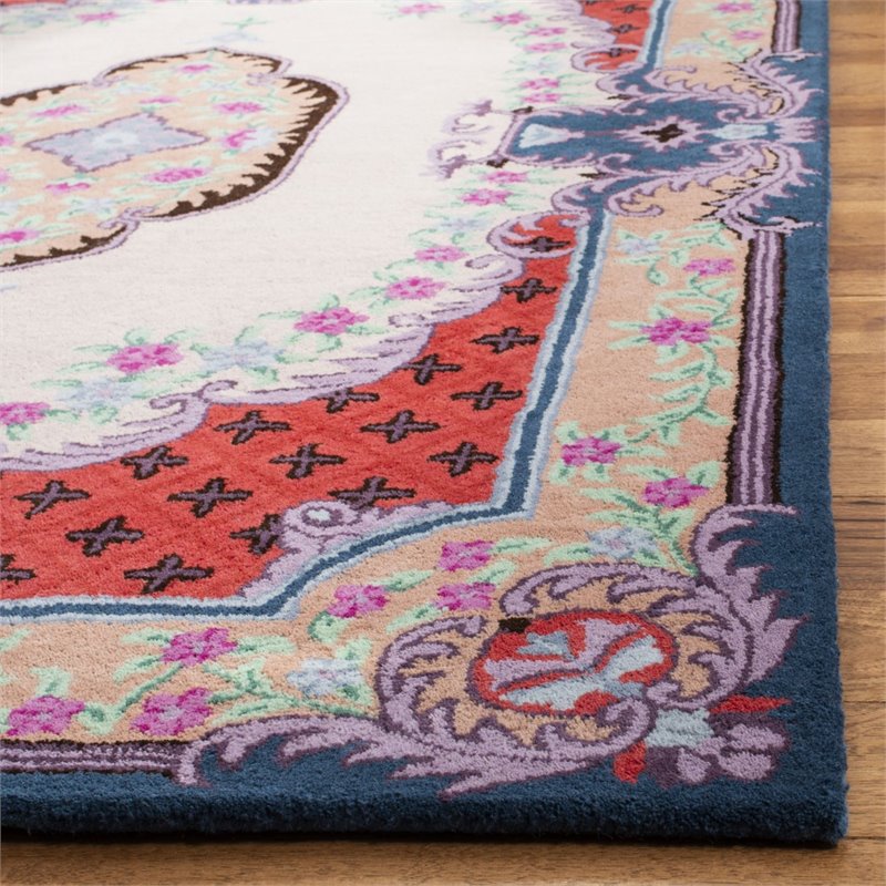 Safavieh Bellagio 4' x 6' Hand Tufted Wool Rug in Ivory and Pink