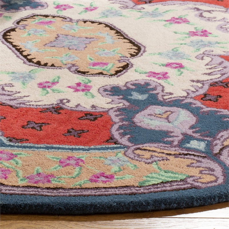 Safavieh Bellagio 5' Round Hand Tufted Wool Rug in Ivory and Pink