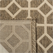 Safavieh Linden 100 4' x 6' Rug in Beige and Cream