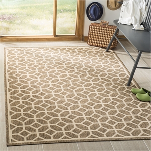 Safavieh Linden 100 4' x 6' Rug in Beige and Cream