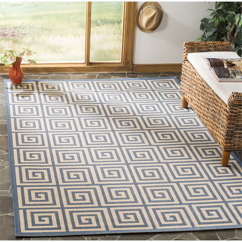 Safavieh Linden 100 4' x 6' Rug in Cream and Beige