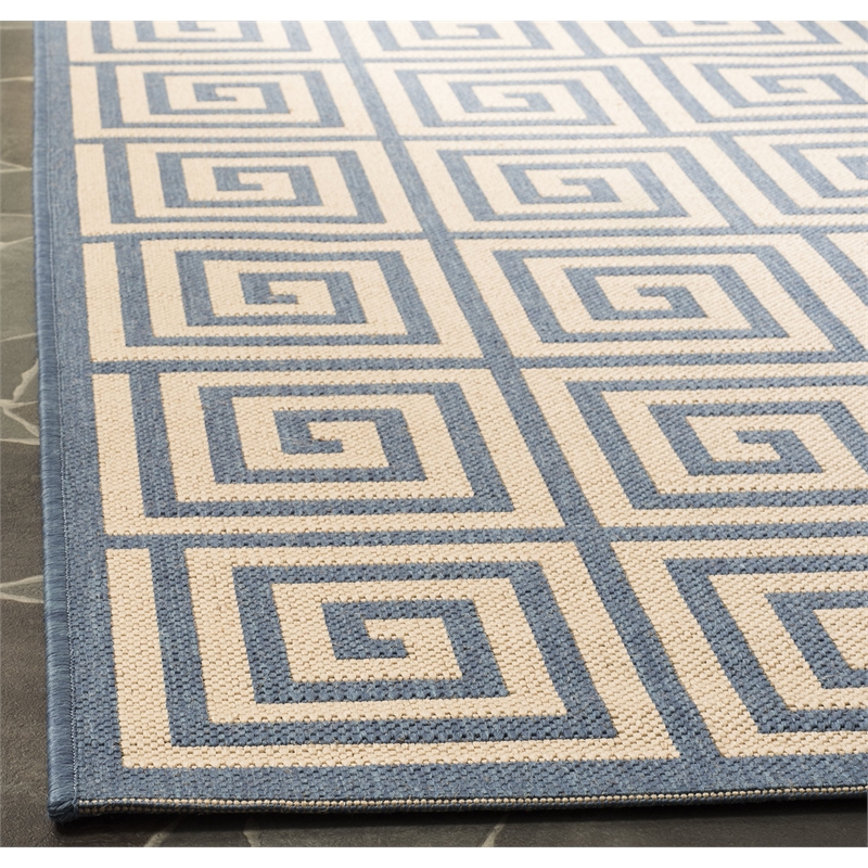 Safavieh Linden 100 4' x 6' Rug in Cream and Beige