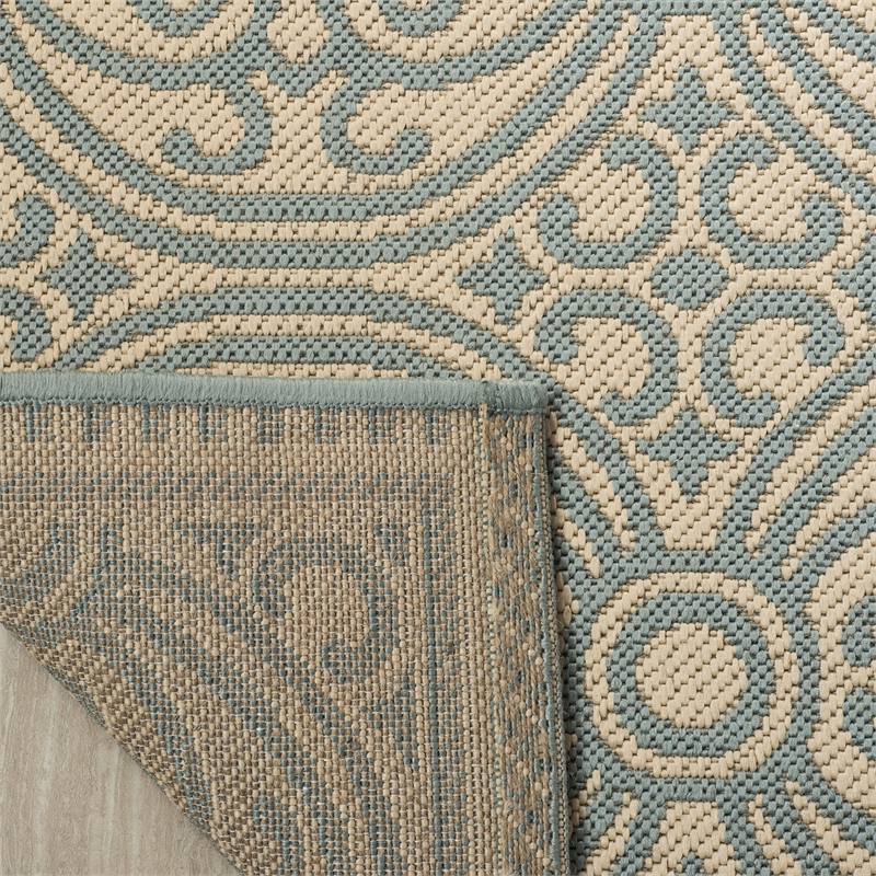 Safavieh Linden 100 4' x 6' Rug in Aqua and Cream