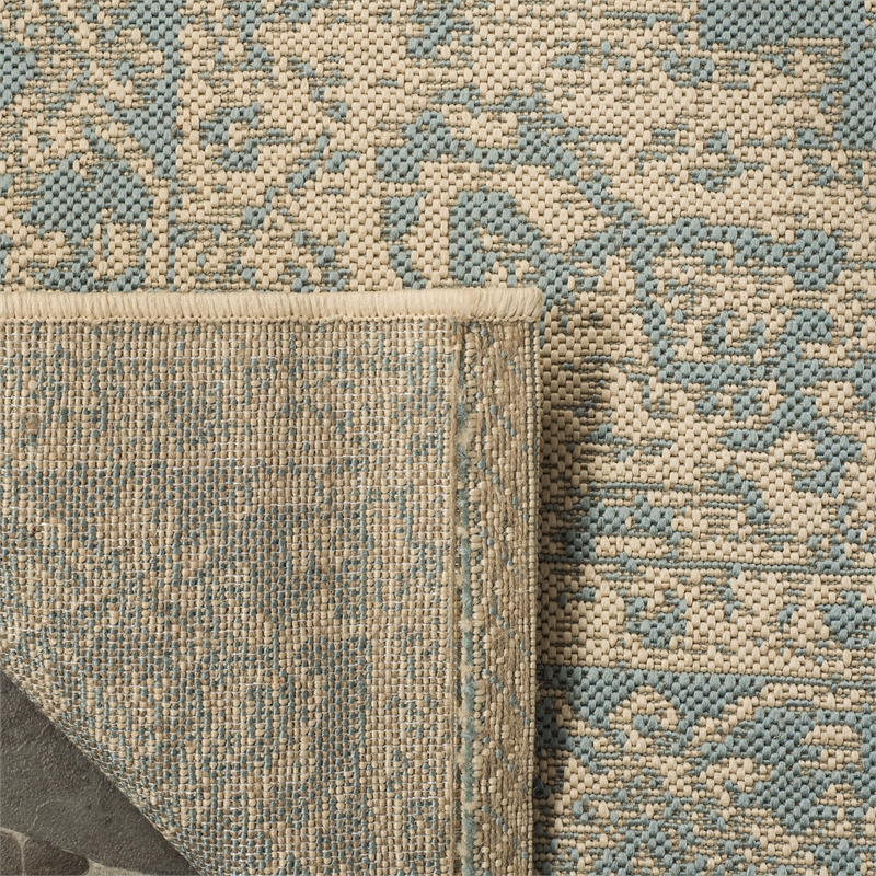 Safavieh Linden 100 2' x 8' Runner Rug in Green and Creme