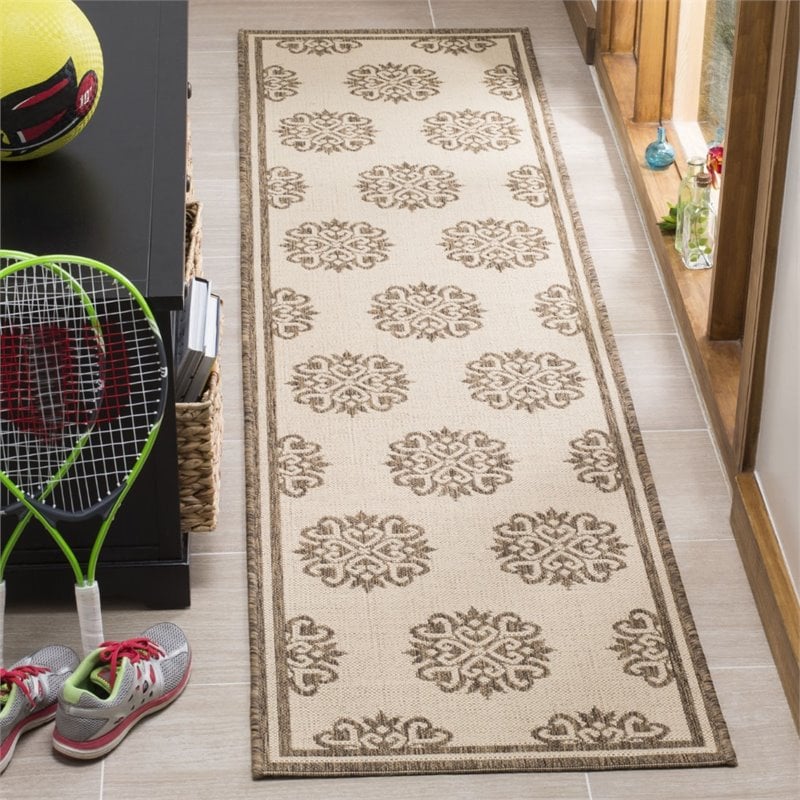Safavieh Linden 100 2' x 8' Runner Rug in Cream and Beige