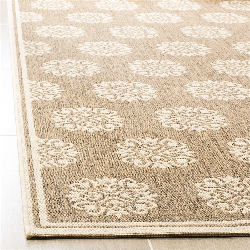 Safavieh Linden 100 2' x 8' Runner Rug in Beige and Cream