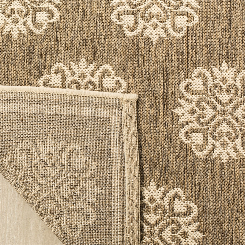 Safavieh Linden 100 2' x 8' Runner Rug in Beige and Cream