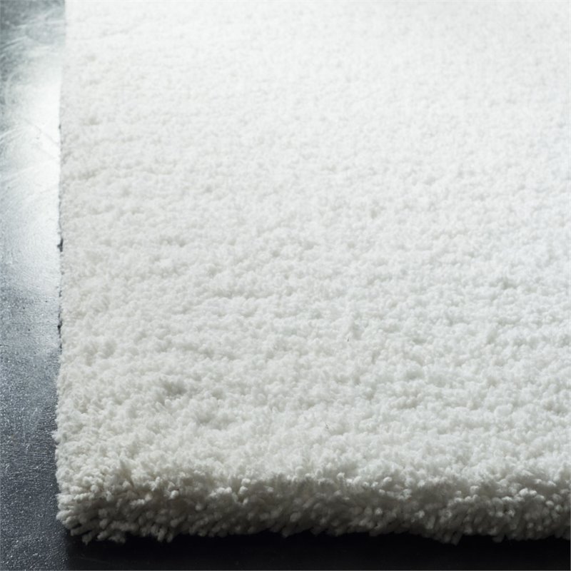 Safavieh SGU-Ultimate 4' x 6' Hand Tufted Shag Rug in Ivory