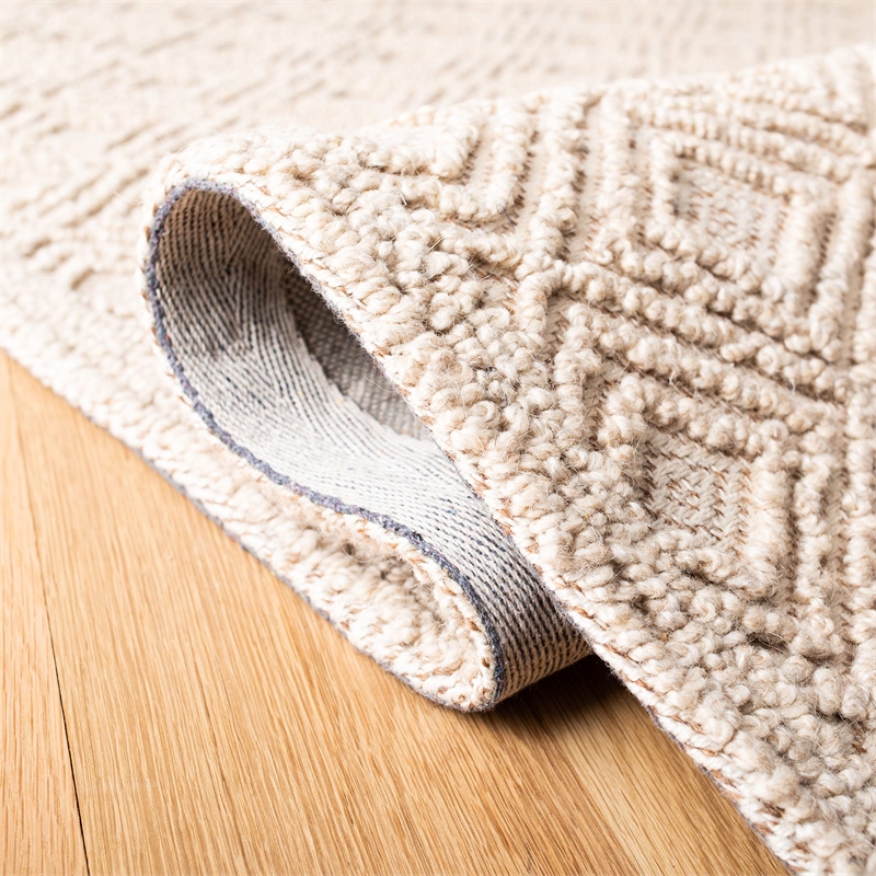 Safavieh Trace 200 5' x 8' Hand Tufted Wool Rug in Beige and Beige