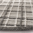 Safavieh Trace 200 6' Round Hand Tufted Wool Rug in Gray