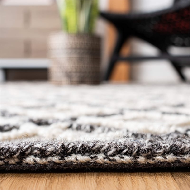 Safavieh Trace 200 9' x 12' Hand Tufted Wool Rug in Gray