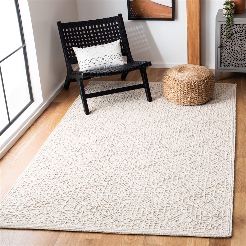 Safavieh Trace 200 6' Square Hand Tufted Wool Rug in Light Beige