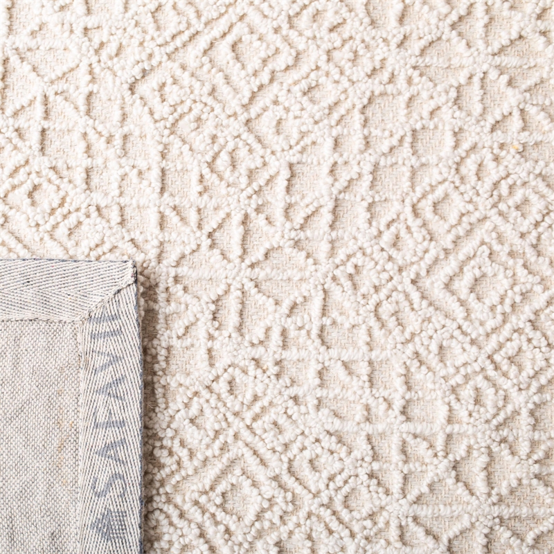 Safavieh Trace 200 6' Square Hand Tufted Wool Rug in Light Beige