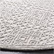 Safavieh Trace 200 6' Round Hand Tufted Wool Rug in Gray and Gray