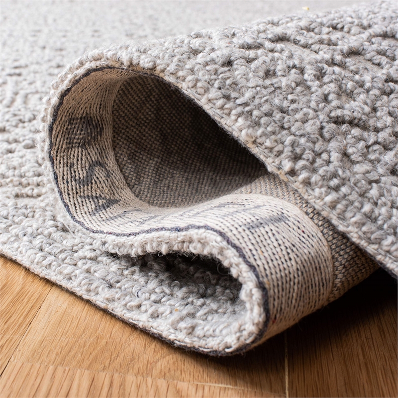 Safavieh Trace 200 8' x 10' Hand Tufted Wool Rug in Gray and Gray