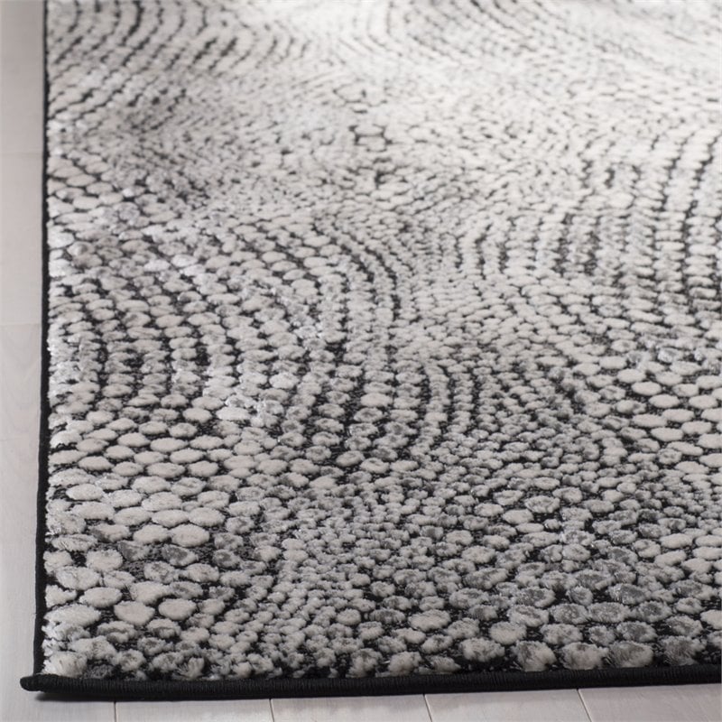 Safavieh Lurex 5'3