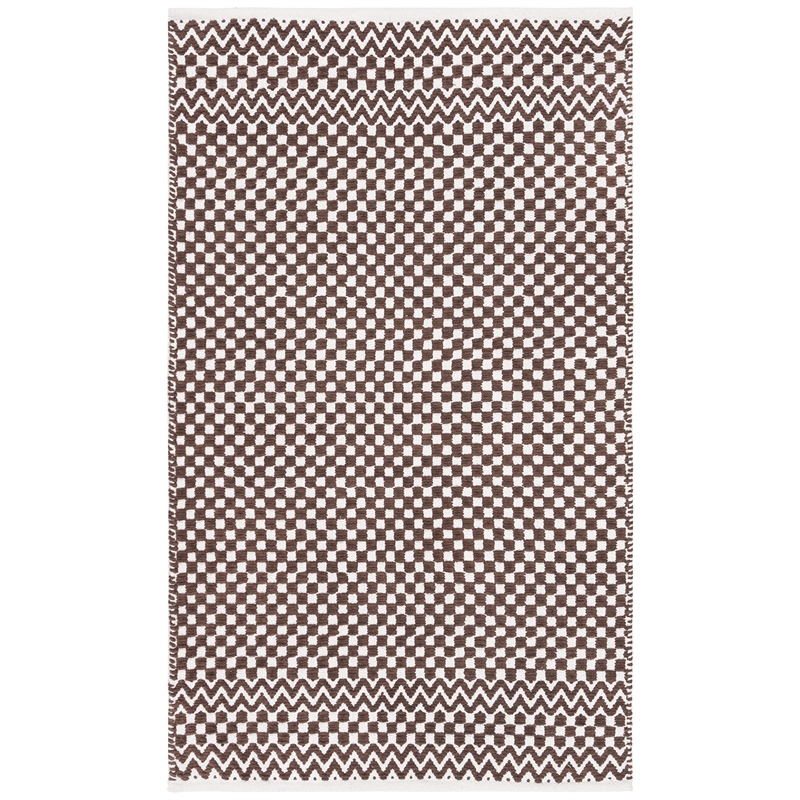 Safavieh Boston 4' x 6' Hand Tufted Rug in Brown