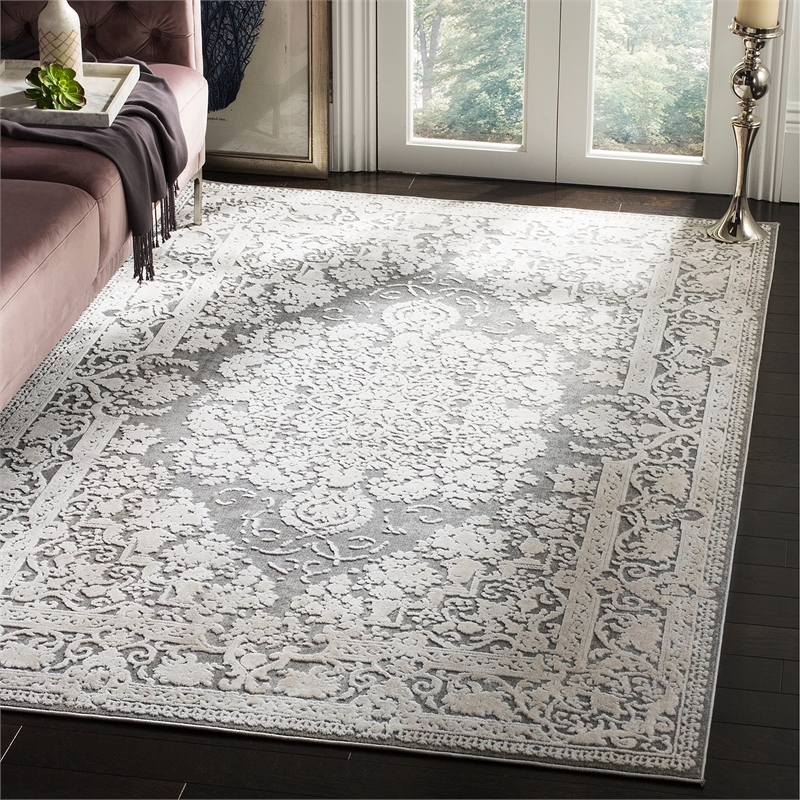 Safavieh Reflection 5' Round Rug in Dark Gray and Cream