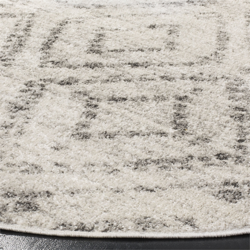 Safavieh Adirondack 4' Round Rug in Gray