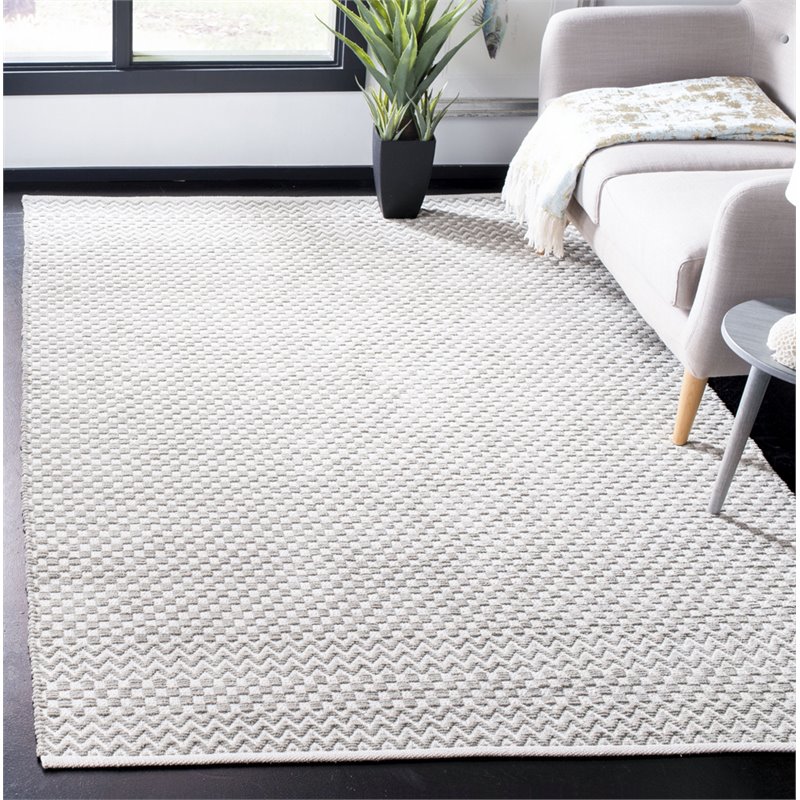 Safavieh Boston 5' x 8' Hand Tufted Rug in Gray