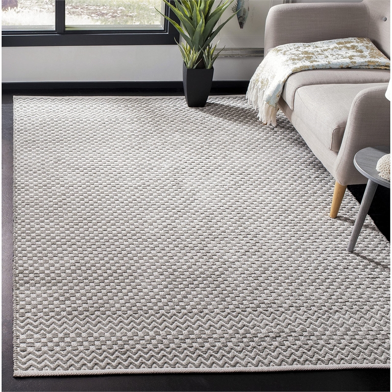 Safavieh Boston 8' x 10' Hand Tufted Rug in Gray