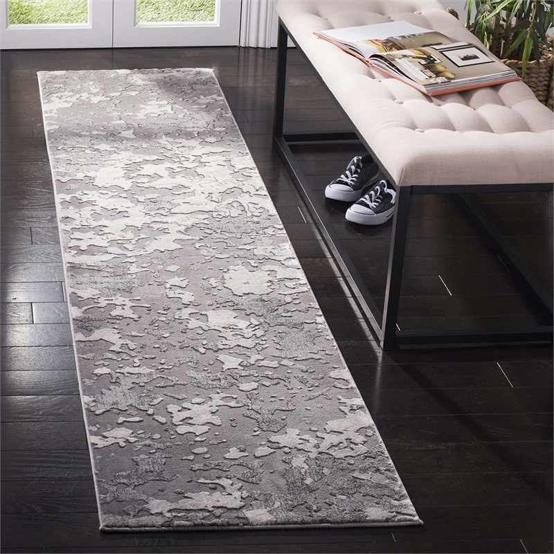 Safavieh Lurex 9' x 12' Rug in Gray