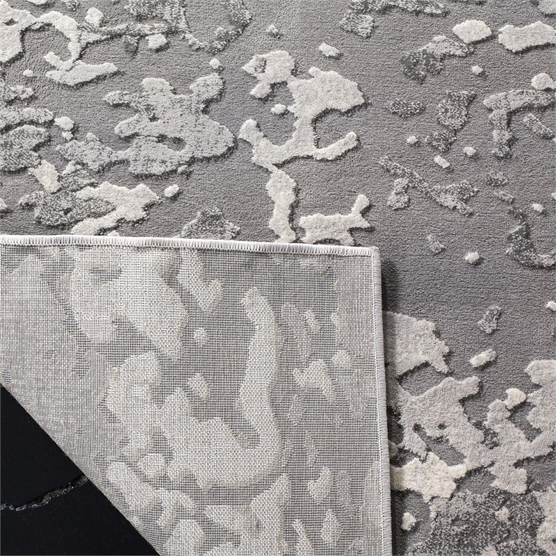 Safavieh Lurex 9' x 12' Rug in Gray