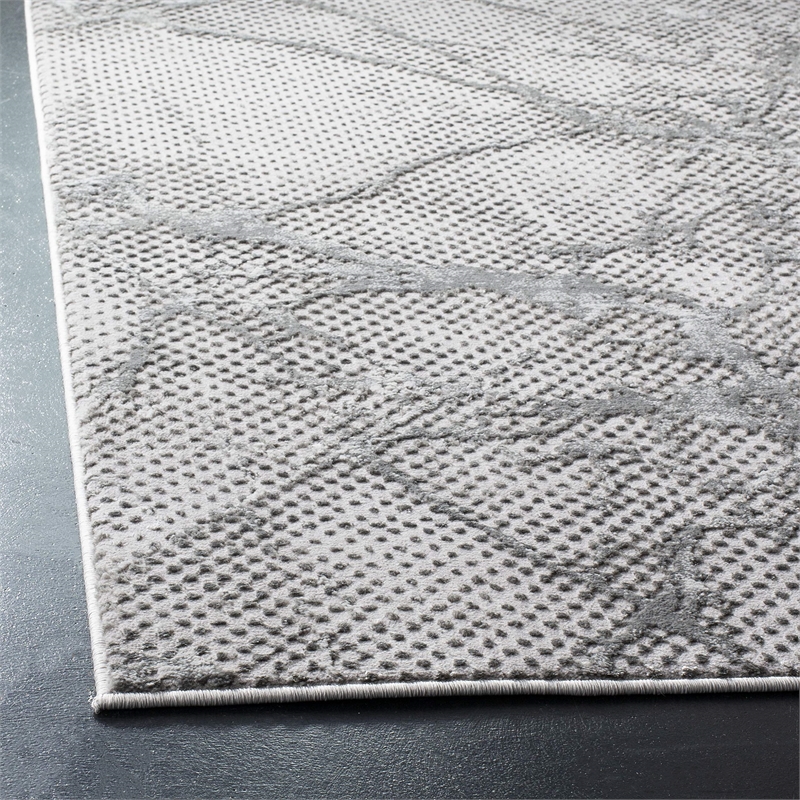 Safavieh Lurex 4' x 6' Rug in Gray