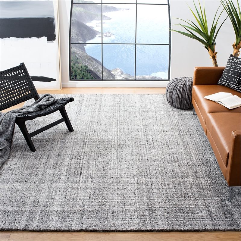 Safavieh Abstract 8' x 10' Hand Tufted Rug in Gray and Black