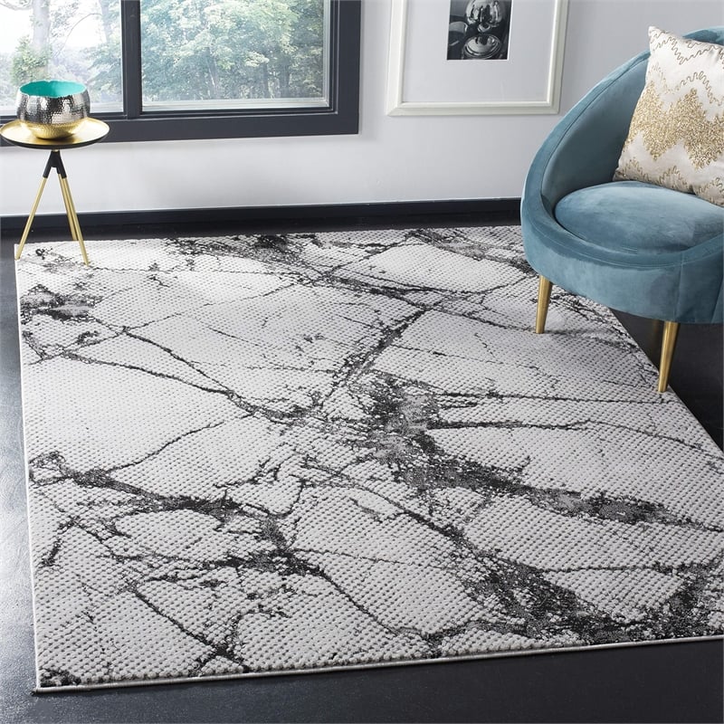 Safavieh Lurex 4' x 6' Rug in Gray and Black