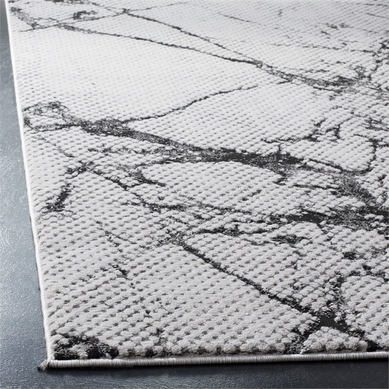 Safavieh Lurex 4' x 6' Rug in Gray and Black