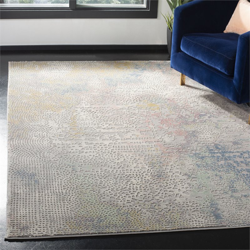 Safavieh Meadow 8' x 10' Rug in Gray and Gold