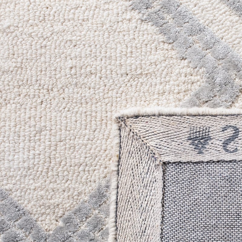 Safavieh Bellagio 5' Square Hand Tufted Wool Rug in Ivory and Gray